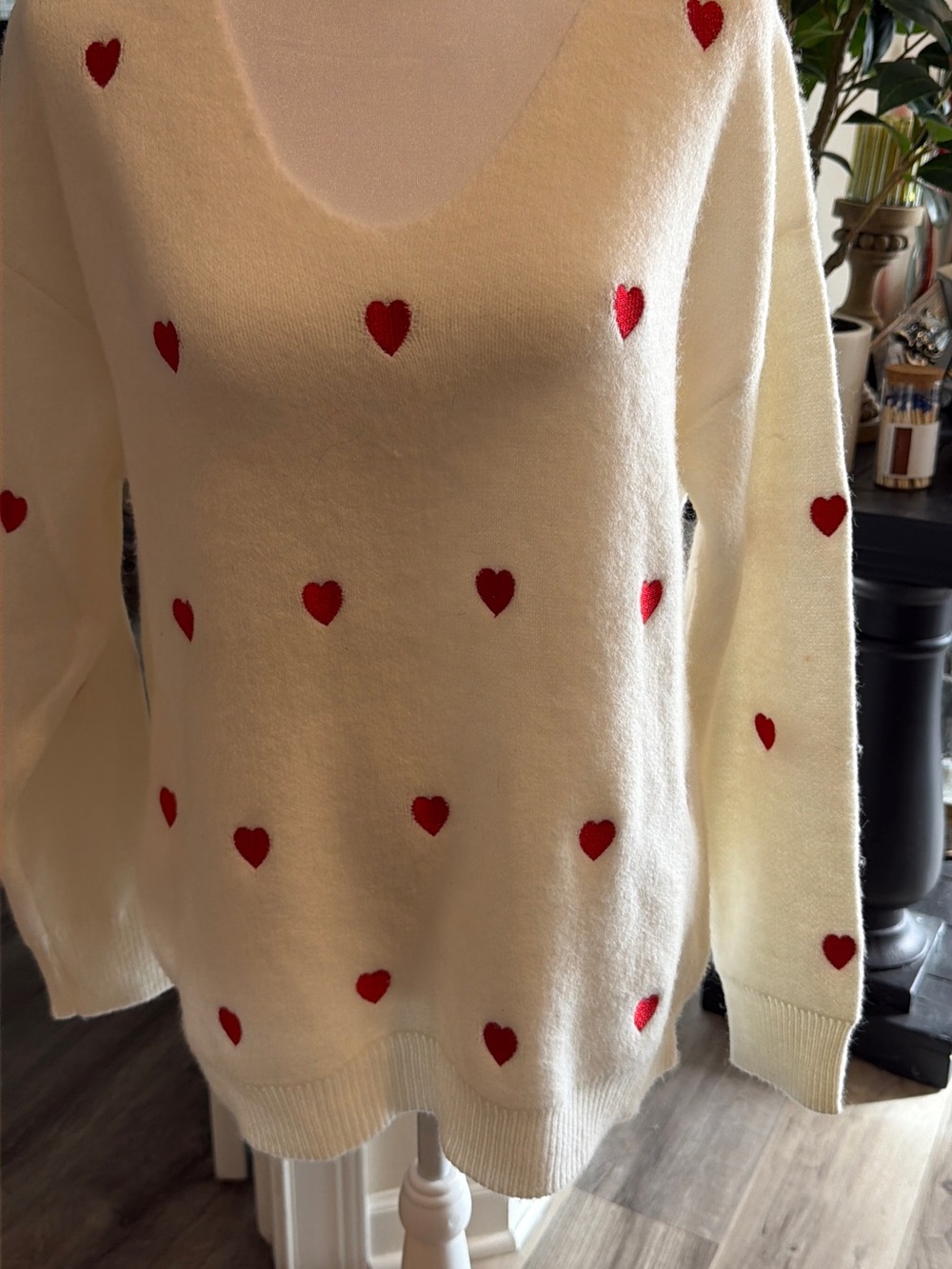Cream V‑Neck Sweater with Red Heart Motif - Women